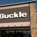 Buckle Business Model